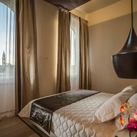 Hotel Alfieri Signature Suites - Alfieri Collezione *